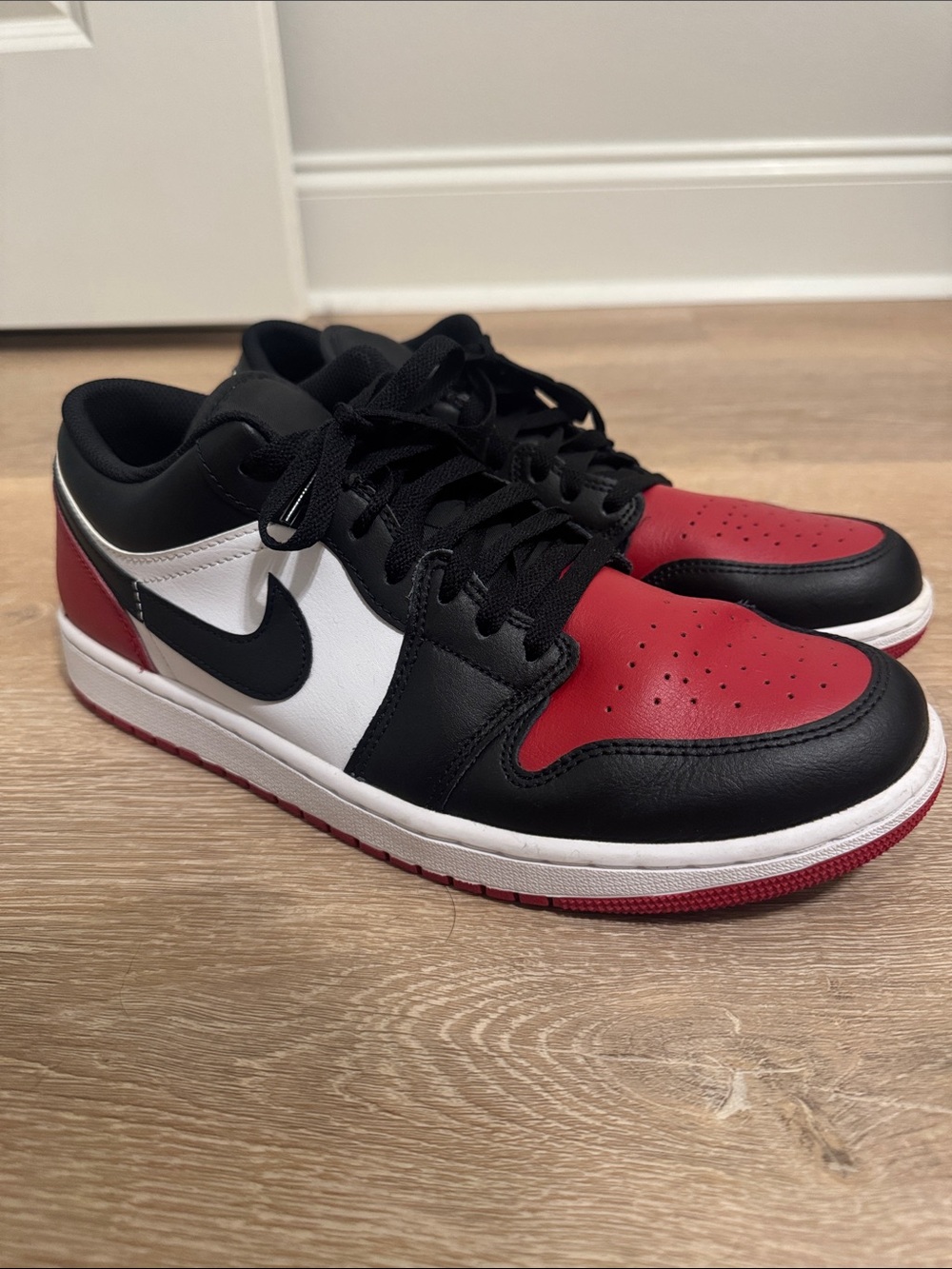 Nike Dunk Low Retro — Black/Red/White (11.5)